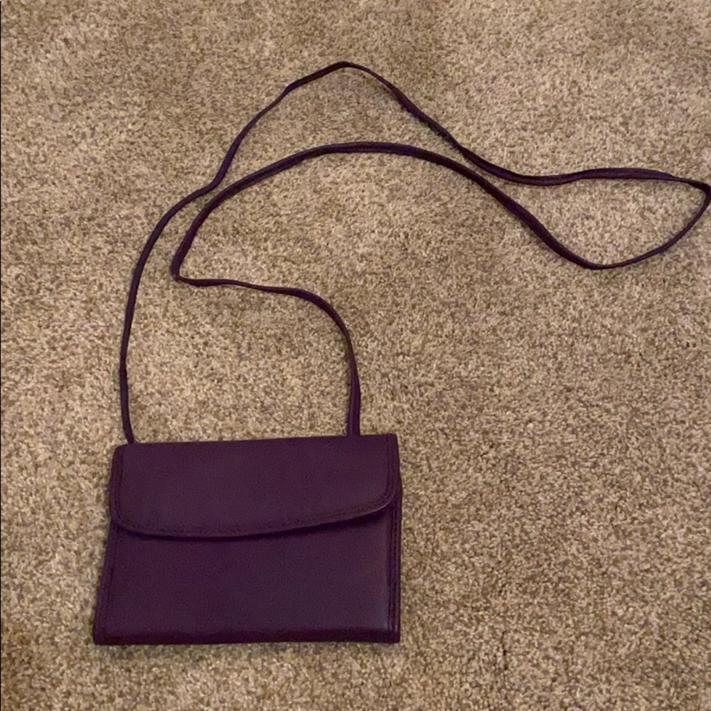 Vintage purple Coach swing wallet